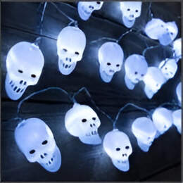 1316844 - Halloween Lichterkette Kürbis oder Totenkopf