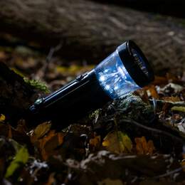 1320176 - LED Lampe mit Kurbel